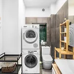 Cozy In The Heart Of Old Town With Free Parking アパート ヴィリニュス
