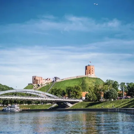 Cozy In The Heart Of Old Town With Free Parking * Вільнюс