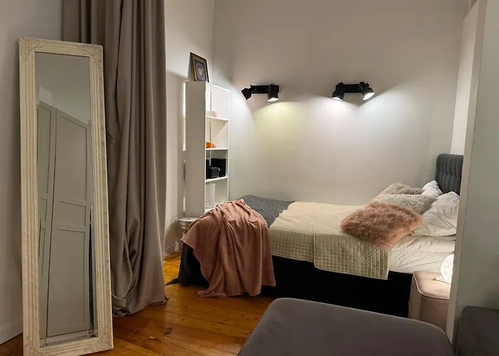 Cozy In The Heart Of Old Town With Free Parking *