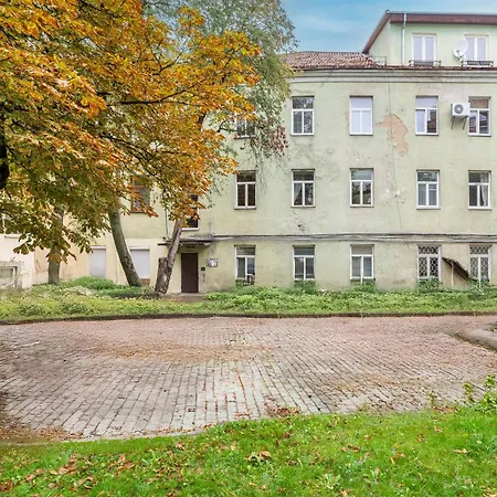 Cozy In The Heart Of Old Town With Free Parking *